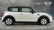 MINI Hatchback 1.5 Cooper Classic Premium 3dr Petrol Hatchback